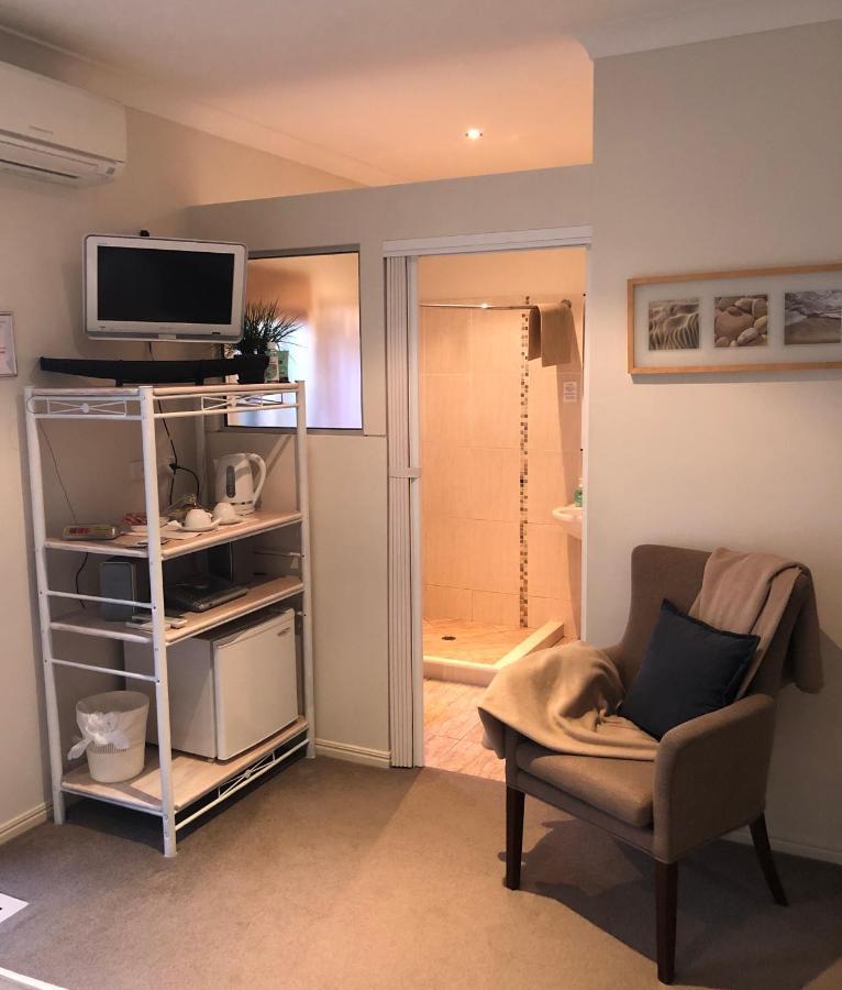 Beachhouse Bed And Breakfast เรดคลิฟฟ์ ภายนอก รูปภาพ